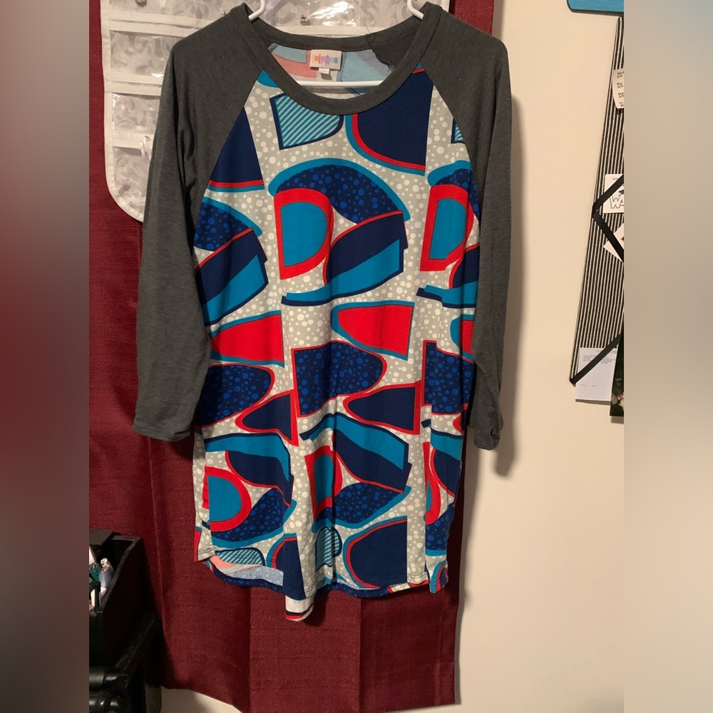 Lularoe shirt